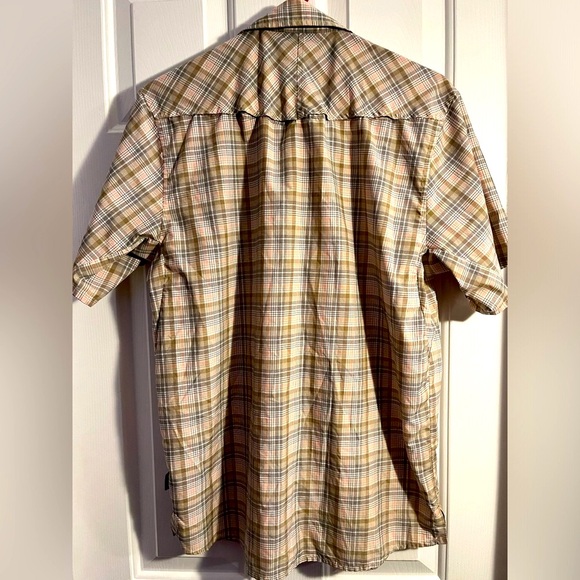 PATAGONIA MENS M SHORT SLEEVE SHIRT BROWN, PINK, WHITE sz M PLAID BUTTON DOWN - Picture 6 of 8